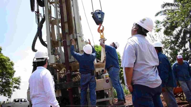 REACTIVAN SISTEMAS DE AGUA EN ACAYUCAN, IXHUATLÁN Y CHINAMECA CON NUEVOS POZOS