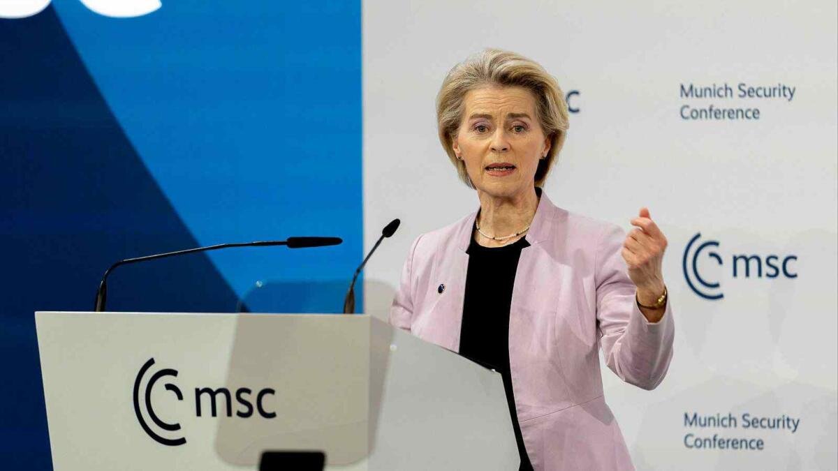 UE ADVIERTE A TRUMP MEDIDAS RECÍPROCAS POR ARANCELES
