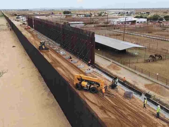 EU CONSTRUYE MURO FRONTERIZO ENTRE NUEVO MÉXICO Y CIUDAD JUÁREZ
