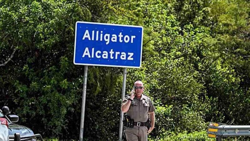 SUMAN 30 MEXICANOS EN EL ALCATRAZ DE LOS CAIMANES