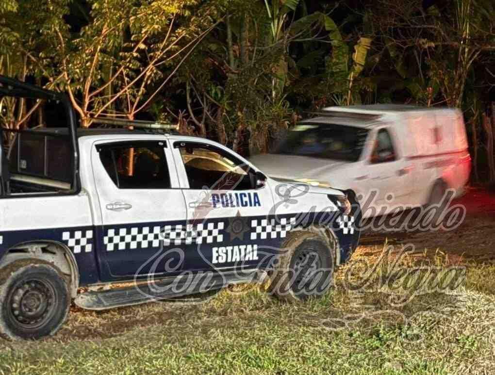 DEJAN DOS EJECUTADOS DENTRO DE CAMIONETA