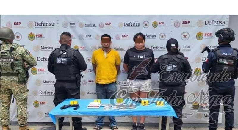 CAEN DOS CON ARMA Y DROGA