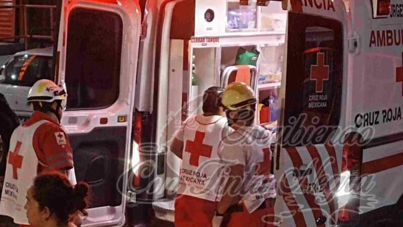 BALEAN A MUJERES EN AMATLÁN