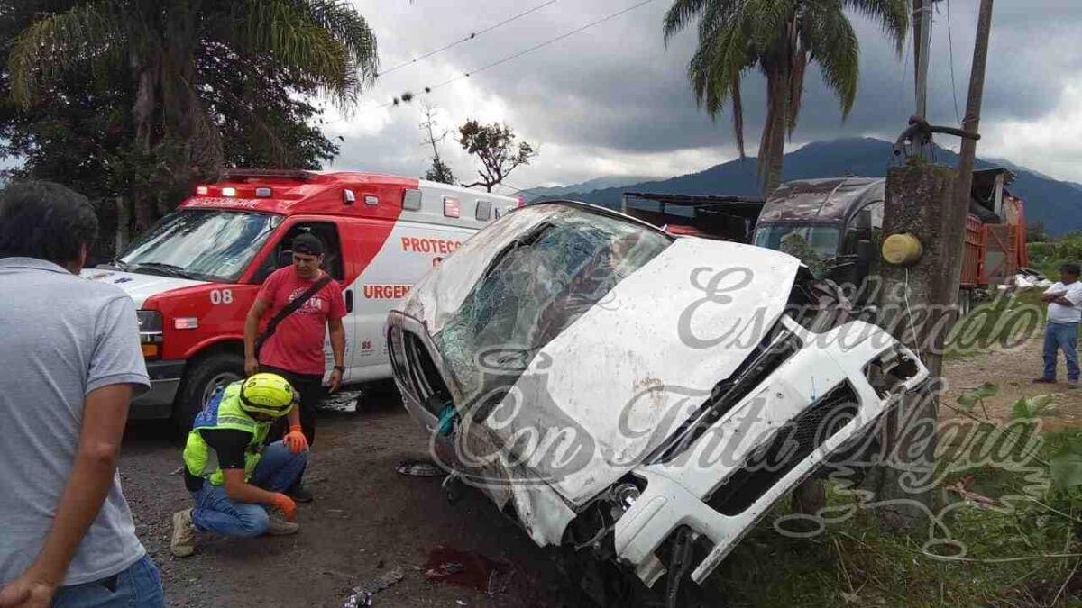 SE ACCIDENTA MUJER DE IXHUATLÁN EN COSCOMATEPEC