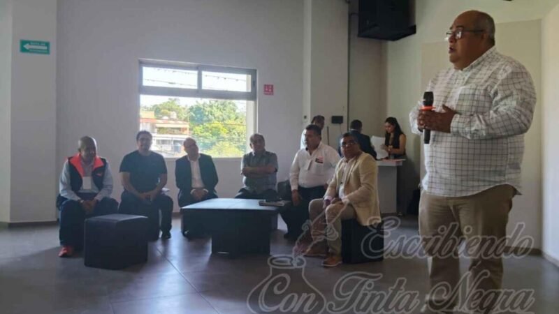SE CAPACITAN FUTUROS ALCALDES DE MOVIMIENTO CIUDADANO