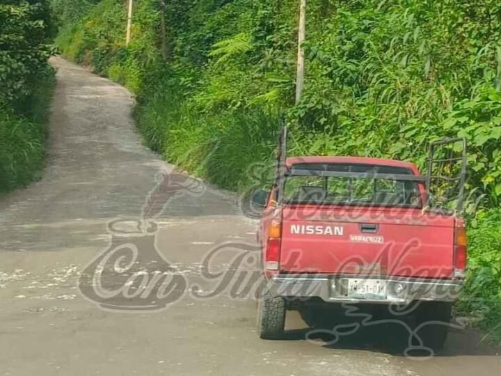 ROBAN CAMIONETA EN COSCOMATEPEC; LA RECUPERAN EN CHICHQUILA