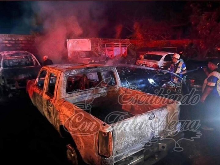 ATACAN CORRALÓN DE AUTOS