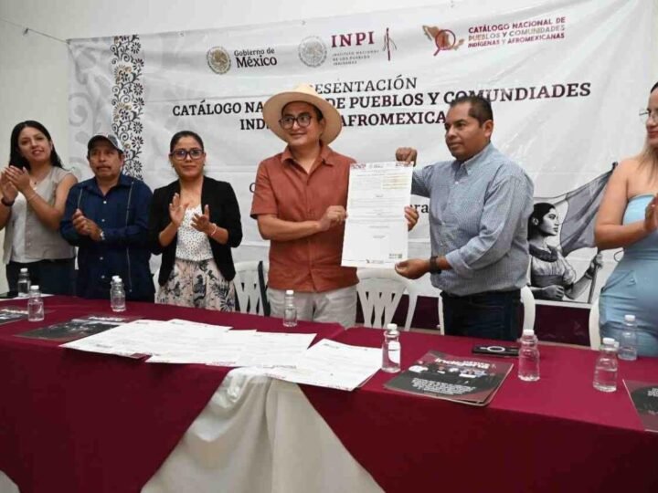 TOMATLÁN RECIBE CONSTANCIA DE REGISTRO INDÍGENA