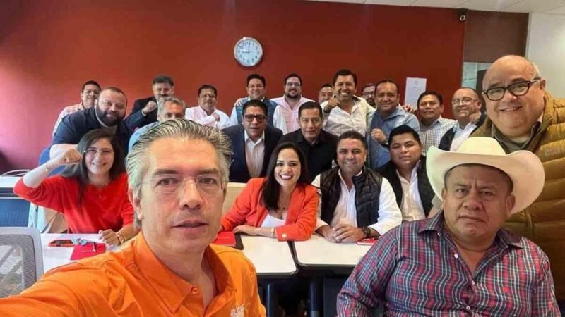 SE CAPACITAN ALCALDES ELECTOS