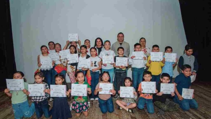 CLAUSURAN CURSO DE VERANO DE COSCO