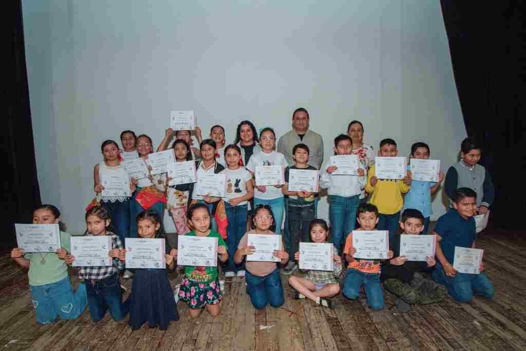 CLAUSURAN CURSO DE VERANO DE COSCO