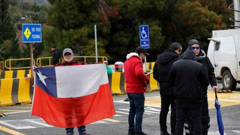 DERRUMBE EN MINERA DE CHILE SEPULTA A 5 PERSONAS