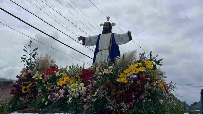 MANDINGO Y LA APUESTA PONEN A BAILAR A CALCAHUALCO