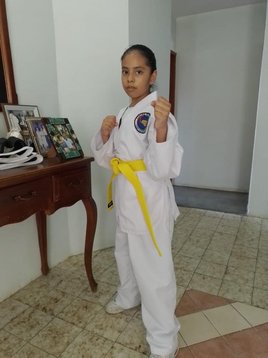 REALIZAN EXÁMEN DE KUPS DEL CENTRO PROFESIONAL DE TAEKWONDO CPT