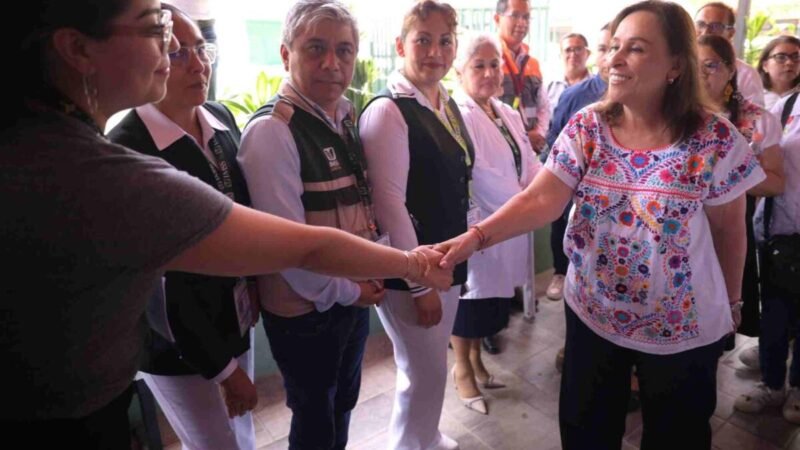 LLEVAN A GOBERNADORA POR ERROR A HOSPITAL CON DESABASTO DE MEDICAMENTOS