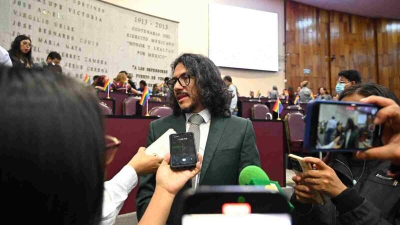 QUE INGRESOS DE TIENDAS ESCOLARES SE QUEDEN EN PLANTELES, CONFÍA CARLOS MARCELO RUIZ