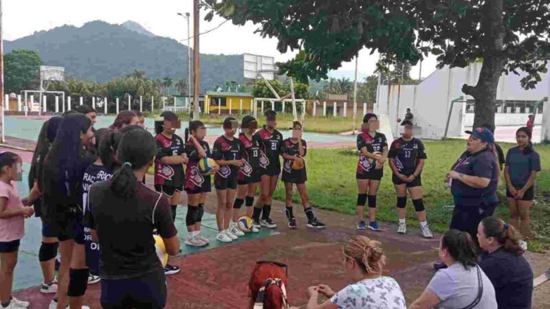 PROMUEVE COMUDE PLATICAS DE PREVENCIÓN EN DEPORTISTAS
