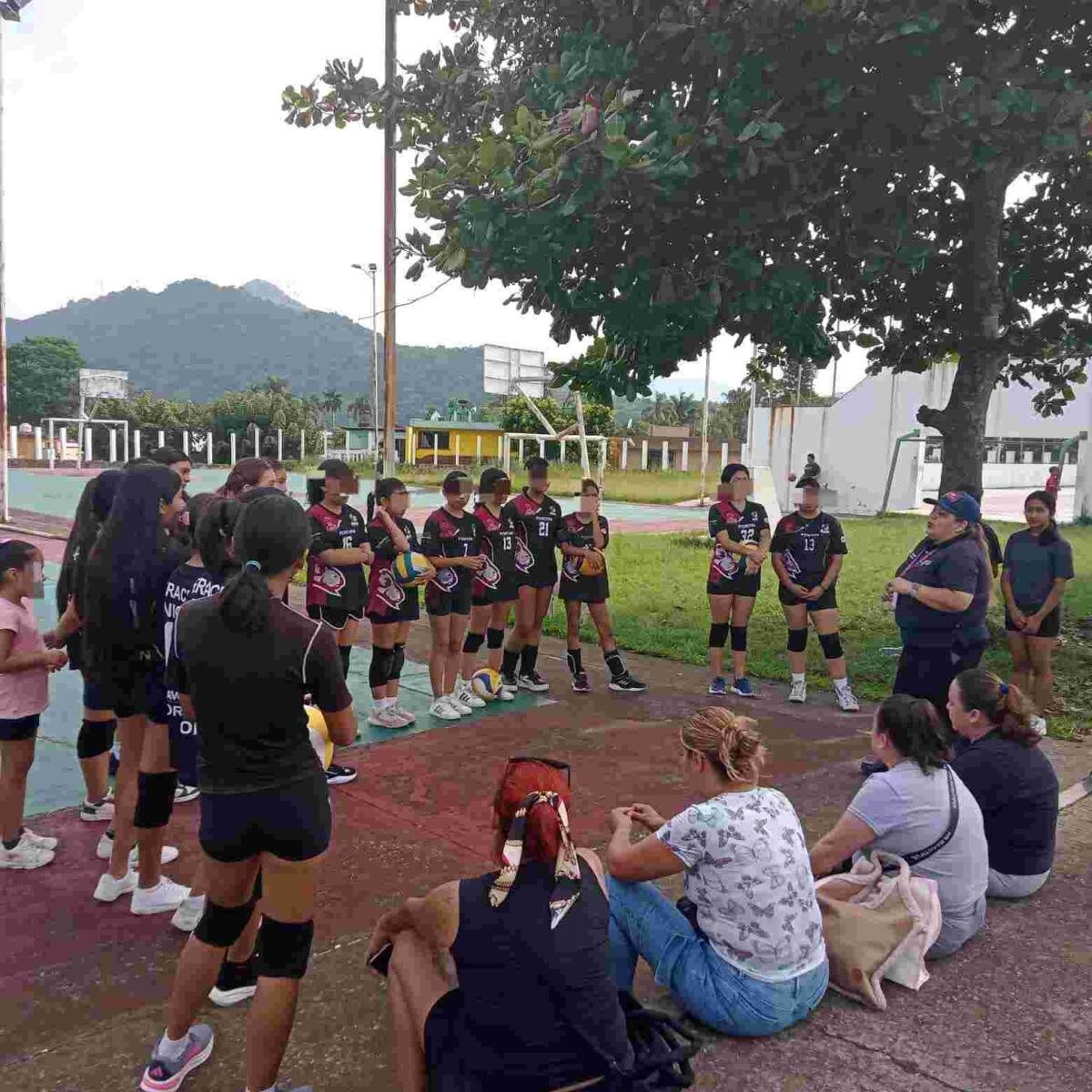 PROMUEVE COMUDE PLATICAS DE PREVENCIÓN EN DEPORTISTAS