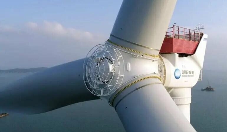 CHINA ENCIENDE LA TURBINA EÓLICA MÁS GRANDE DEL MUNDO
