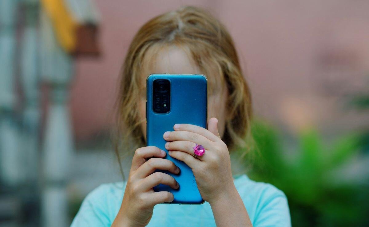 ALERTA SOBRE RETOS VIRALES PARA NIÑOS EN REDES SOCIALES