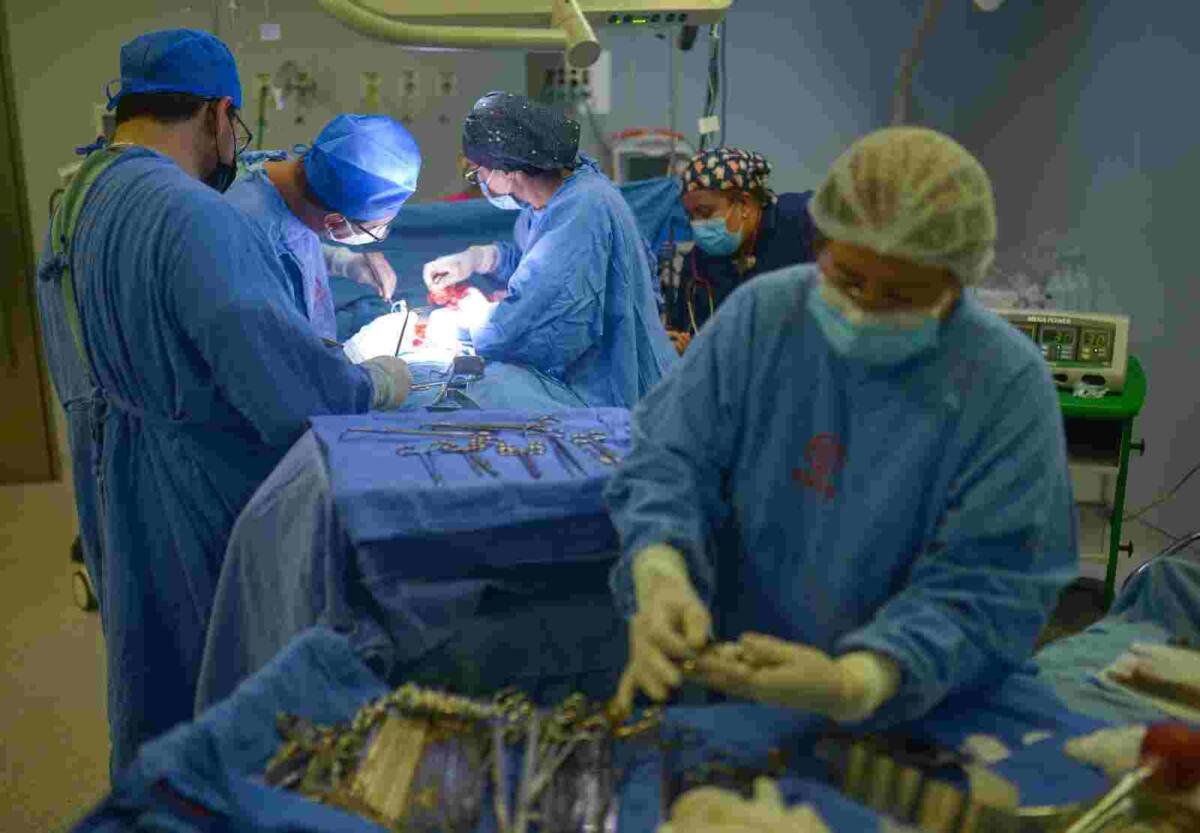 REALIZAN CON ÉXITO DOBLE TRANSPLANTE DE RIÑÓN