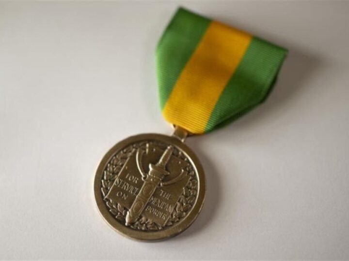 EU CREA LA MEDALLA DE DEFENSA FRONTERIZA MEXICANA