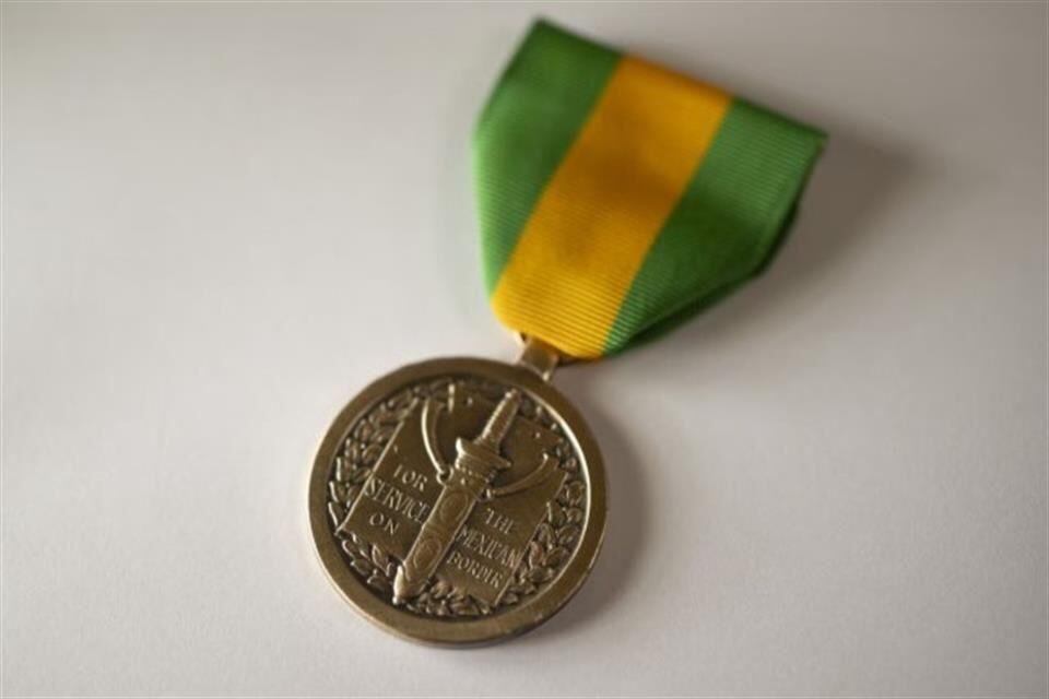 EU CREA LA MEDALLA DE DEFENSA FRONTERIZA MEXICANA
