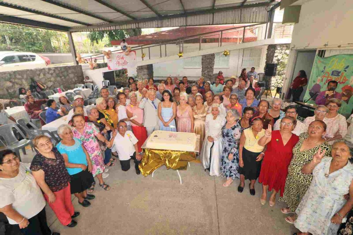 FORTÍN CELEBRA CON ALEGRÍA EL DÍA DEL ADULTO MAYOR