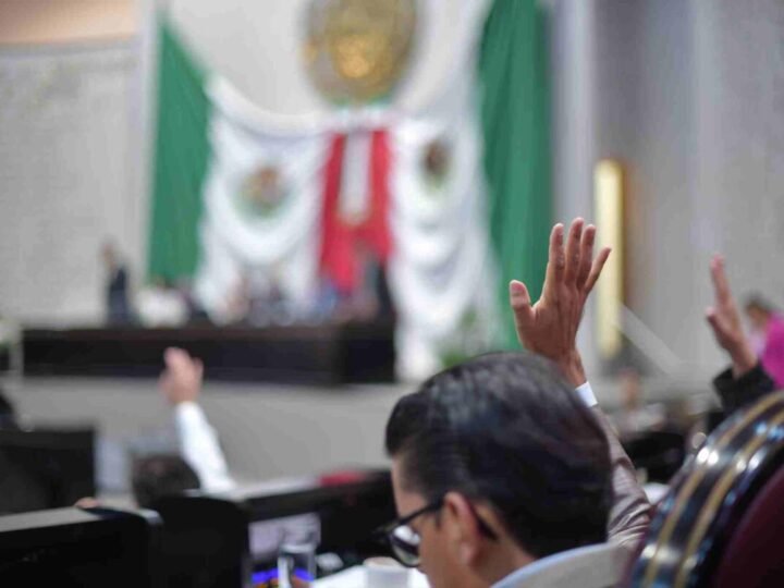 AVALA CONGRESO LOCAL RENUNCIAS AL CARGO DE MAGISTRADAS Y MAGISTRADO