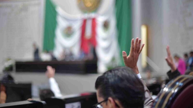 AVALA CONGRESO LOCAL RENUNCIAS AL CARGO DE MAGISTRADAS Y MAGISTRADO