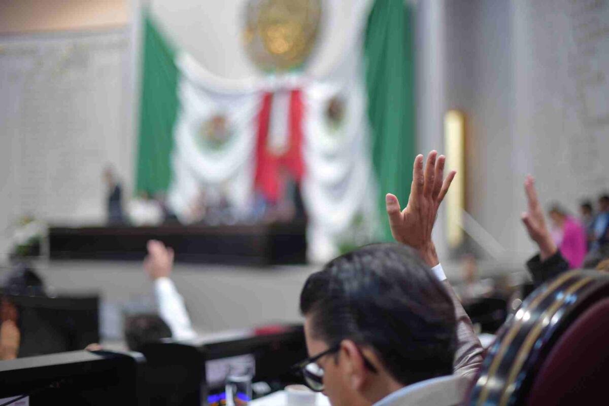 AVALA CONGRESO LOCAL RENUNCIAS AL CARGO DE MAGISTRADAS Y MAGISTRADO