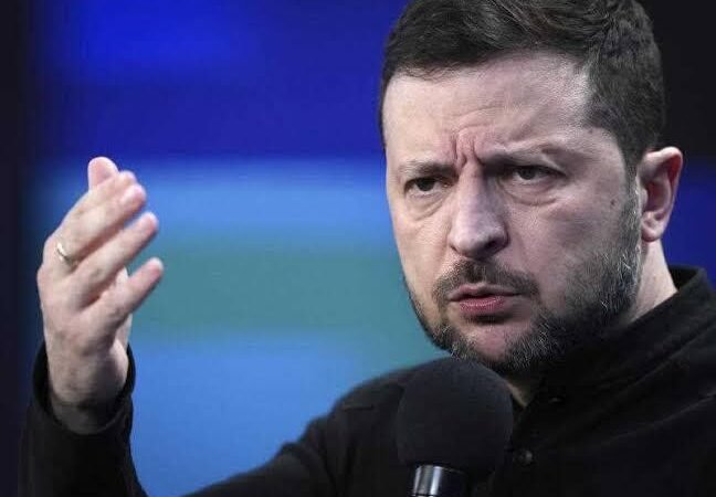 ZELENSKI EXIGE GARANTÍAS DE SEGURIDAD PARA UCRANIA EN PLAN DE PAZ