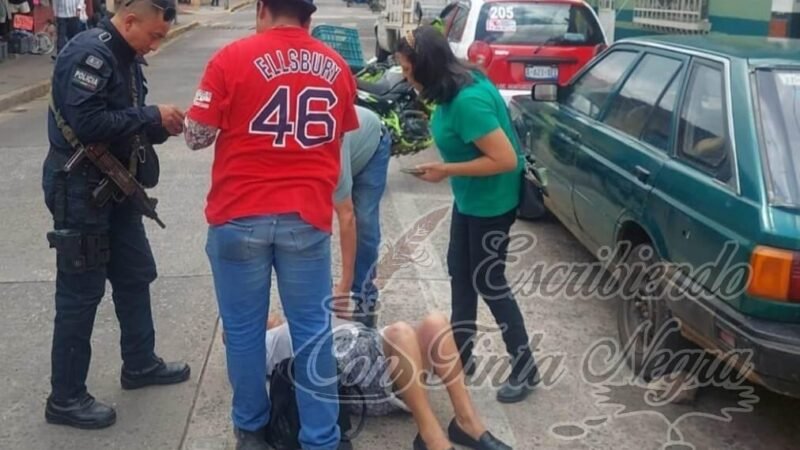 ATROPELLA MOTOCICLISTA A MUJER