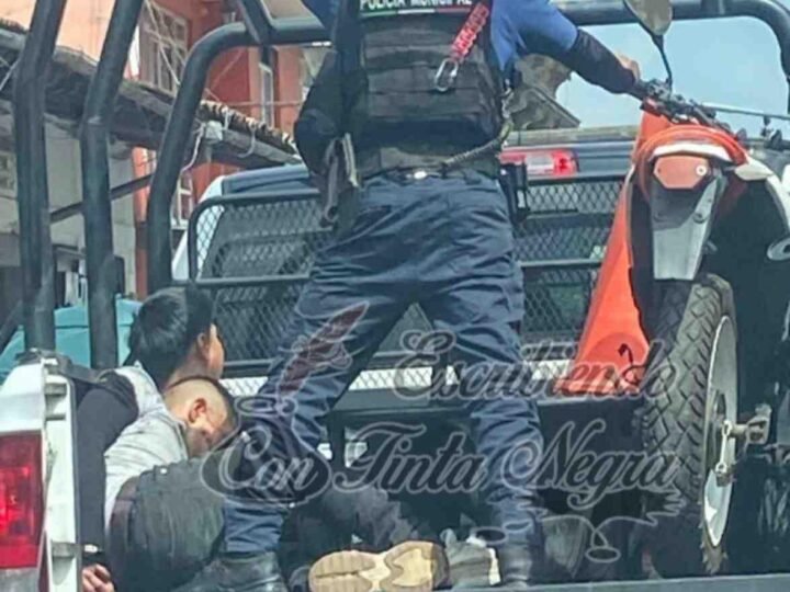INTENTAN ASALTAR A ADULTO MAYOR; LES DAN GOLPIZA