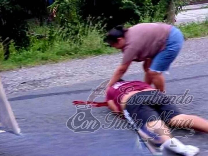 MUERE JOVEN AL DERRAPAR