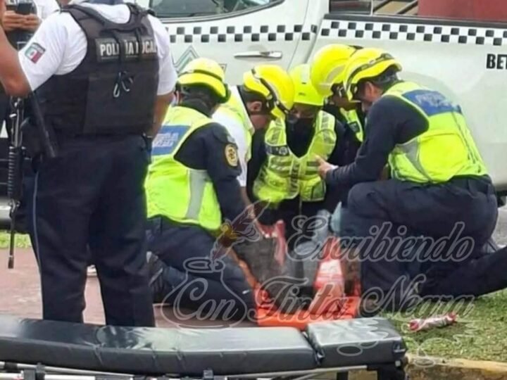 ESTUDIANTE SE LANZA DE PUENTE