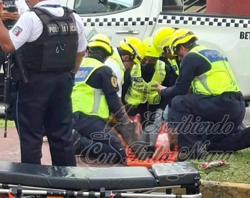 ESTUDIANTE SE LANZA DE PUENTE