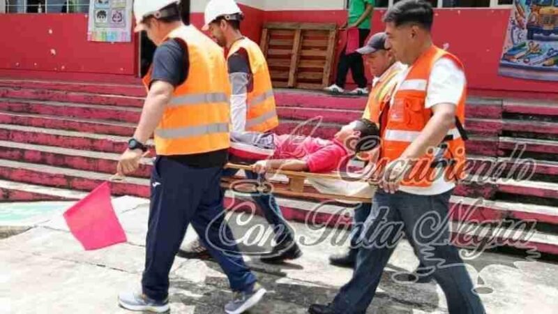 PRIMARIA DE CALCAHUALCO SE SUMA A SIMULACRO NACIONAL