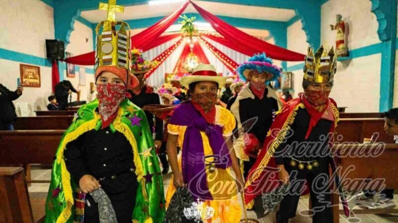 LISTO COLECTIVO MÁSCARAS DE LA NIEBLA PARA FERIA NACIONAL DE CULTURA RURAL