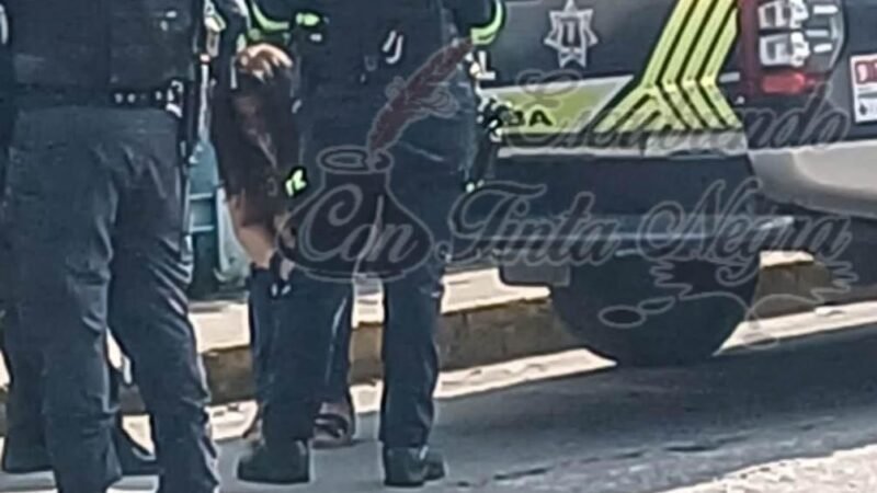 EVITAN QUE JOVENCITA SE LANCE DE PUENTE