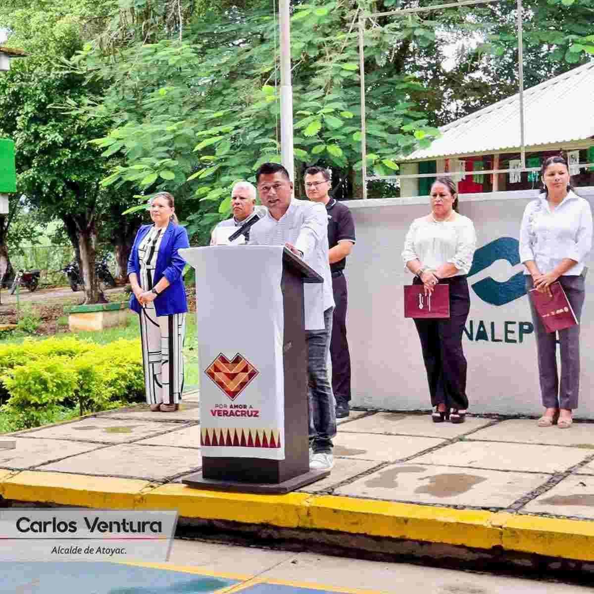 ACOMPAÑA ALCALDE AL CONALEP EN ARRANQUE DEL CICLO ESCOLAR
