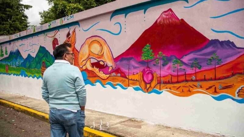 PINTAN MURAL PARA CONCIENTIZAR SOBRE CUIDADO DEL MEDIO AMBIENTE
