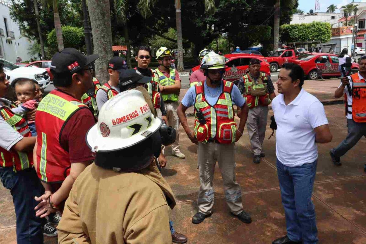 PARTICIPA PRESIDENTE MUNICIPAL Y FUNCIONARIOS EN SEGUNDO SIMULACRO NACIONAL 2025