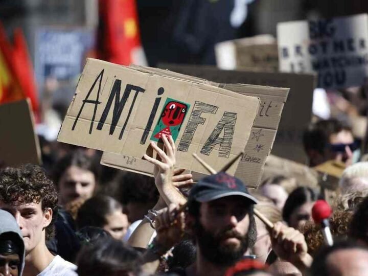 DESIGNAN OFICIALMENTE COMO “TERRORISTA” AL MOVIMIENTO ANTIFA DE EU