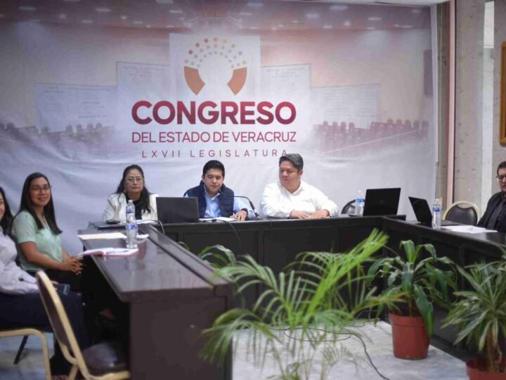 CAPACITA CONGRESO A AYUNTAMIENTOS EN LEY DE INGRESOS Y PRESUPUESTO DE EGRESOS