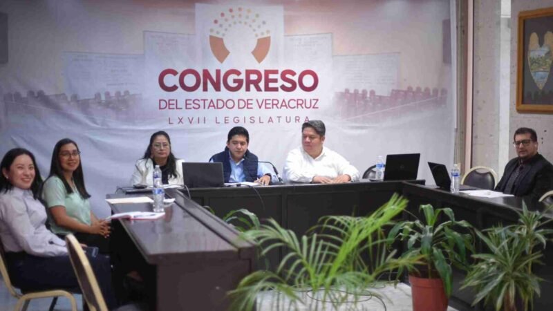 CAPACITA CONGRESO A AYUNTAMIENTOS EN LEY DE INGRESOS Y PRESUPUESTO DE EGRESOS