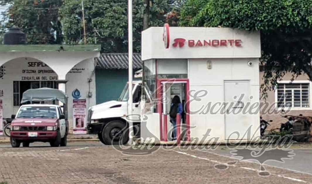 CAJERO “LE ROBA” A USUARIOS; BANCO NO RESUELVE EL PROBLEMA