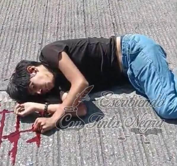 BALEAN A TRES EN CÓRDOBA; UNO MURIÓ