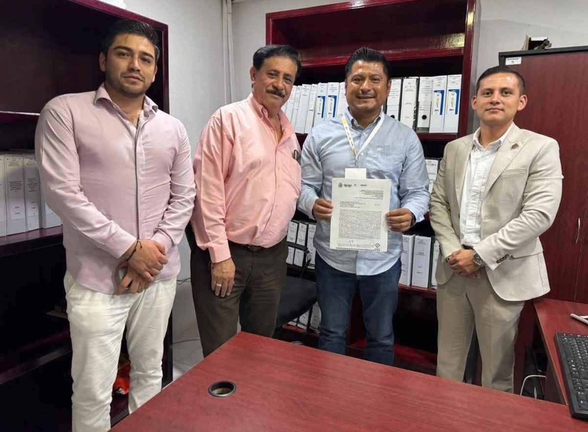 ENTREGAN PERMISO PARA NUEVO PANTEÓN DE ATOYAC