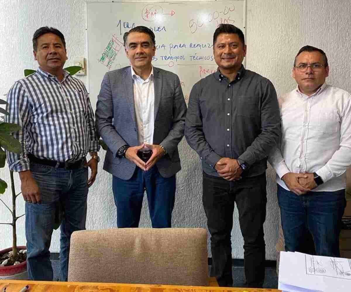 GESTIONA ALCALDE DE ATOYAC REGULARIZACIÓN DE PREDIOS
